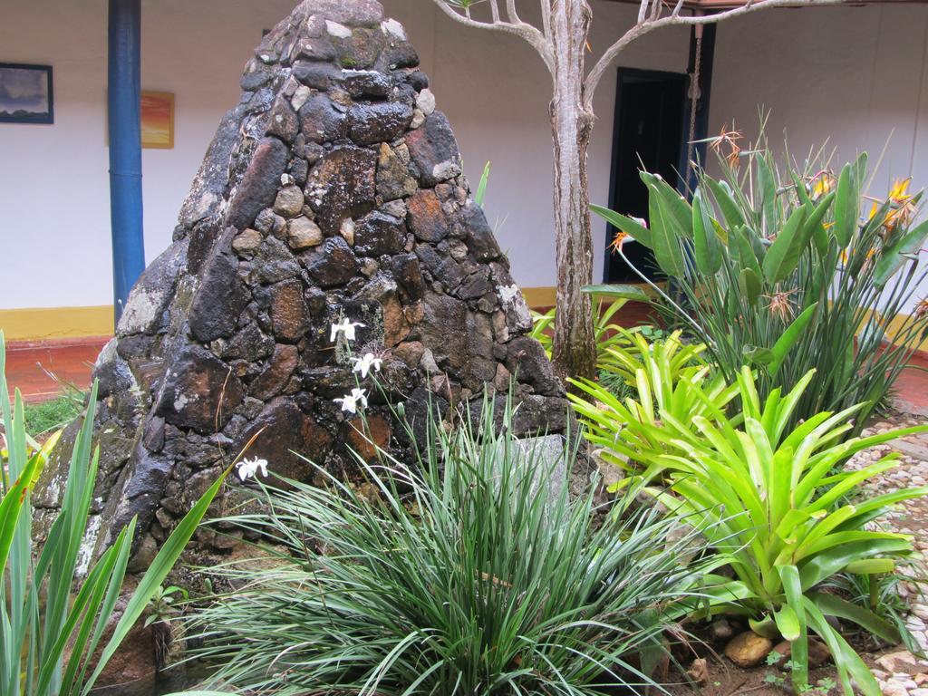 Pousada Rancho Flores Caeté Buitenkant foto